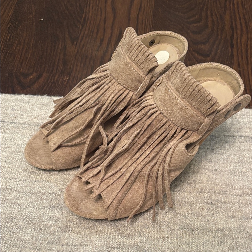 Fringe Suede Tan Women's Shoes